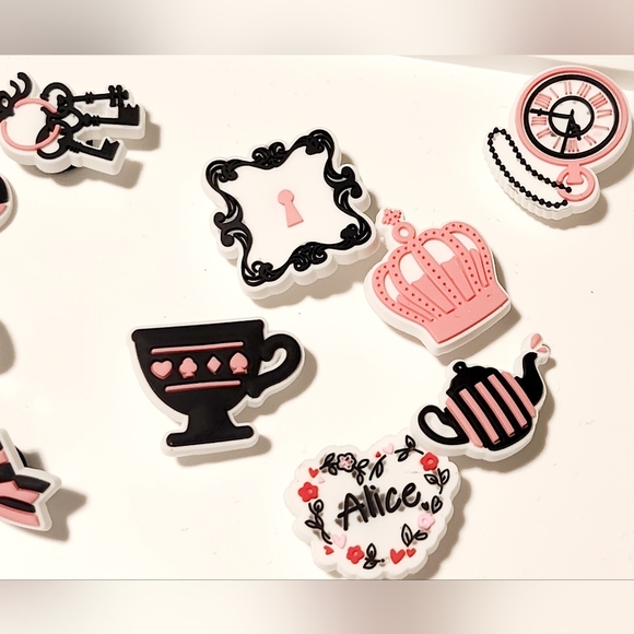 NWT ALICE IN WONDERLAND JIBBITZ FOR CROC'S SHOES! 3 CHOICE GROUPS! - Picture 4 of 15